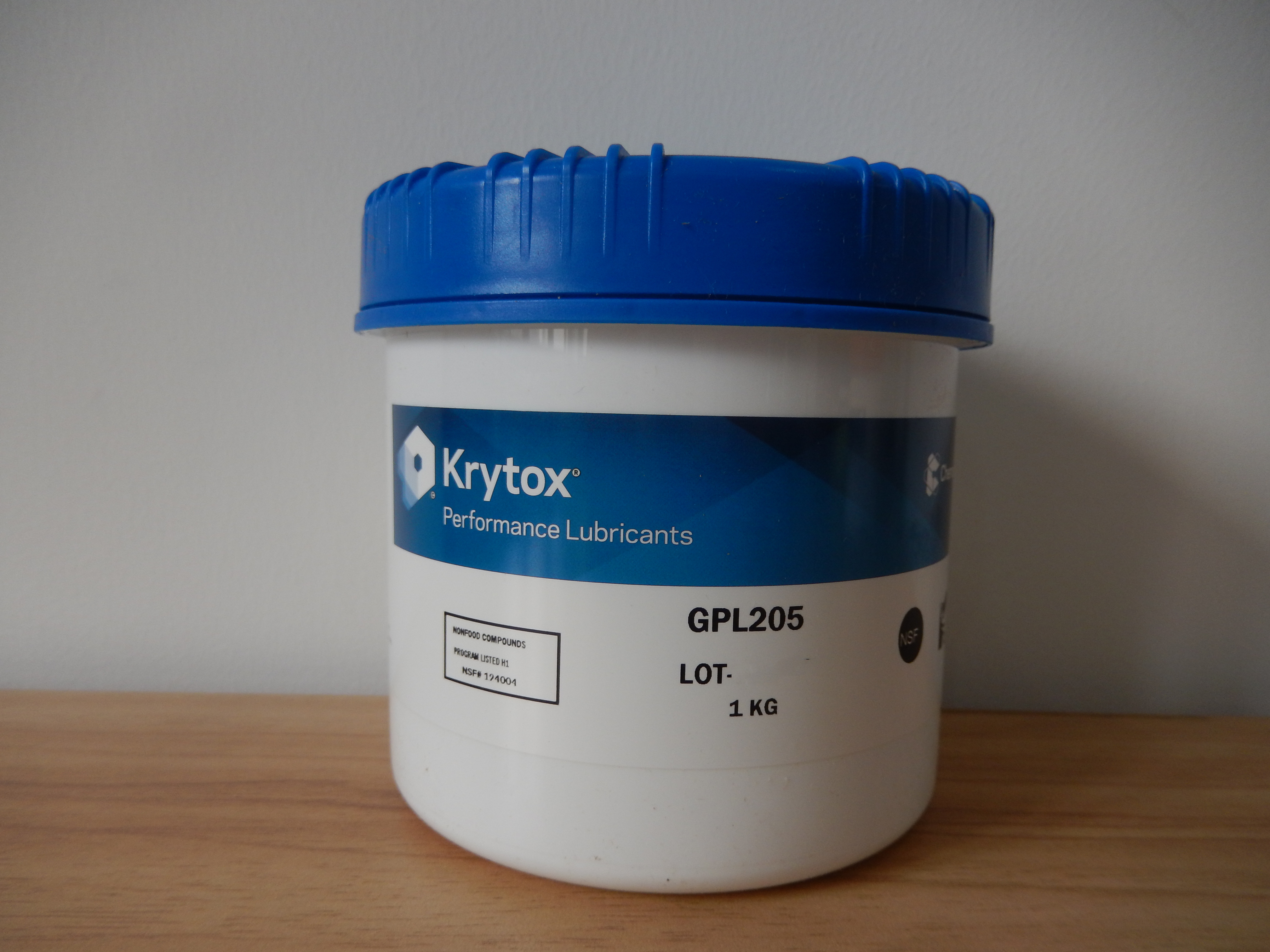 Ľkrytox GPL205ȫ͸֬ԭŰkrytoxκӼںͻѧƷֱӽӴ㲿ϡڰ뻯ѧƷܷҺ豸ϵͳӴķŻУӵҵ㷺Ӧá